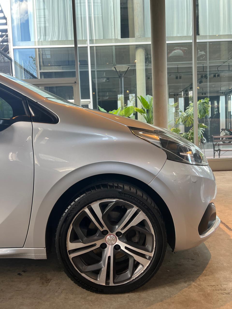 Mira esta publicación de Peugeot 208 2020 en Motordil