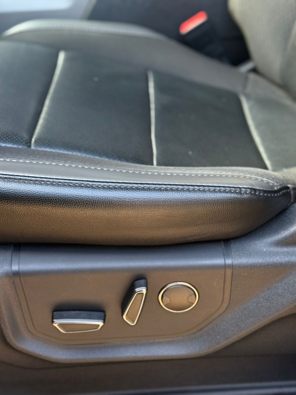 Mirá esta publicación de Ford F 150 Raptor