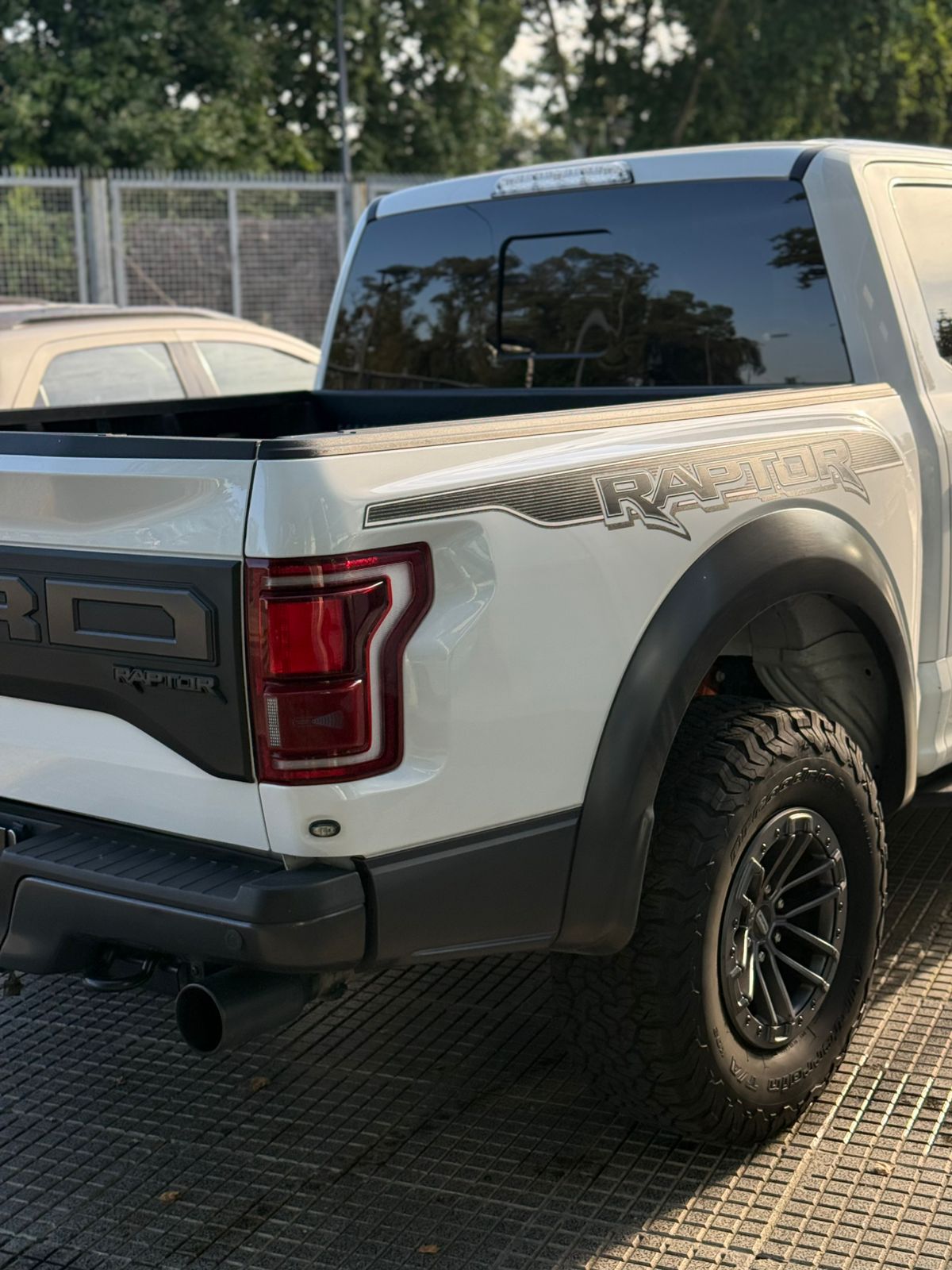 Mirá esta publicación de Ford F 150 Raptor