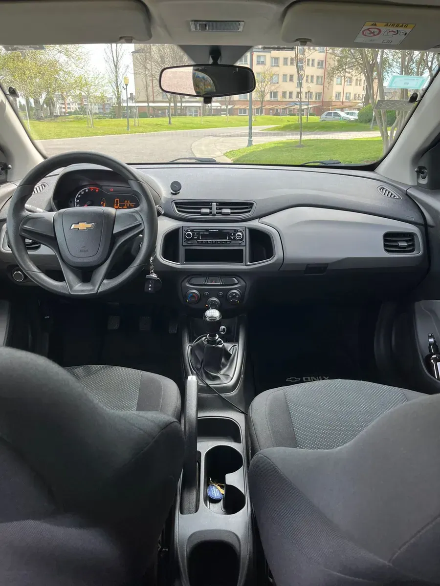 Mira esta publicación de Chevrolet Onix 2018 en Motordil