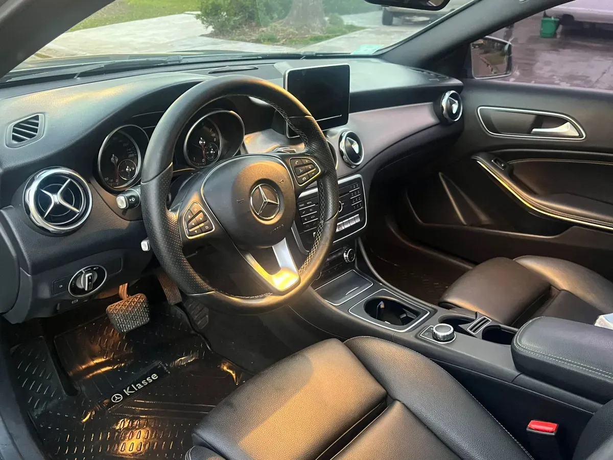 Mira esta publicación de Mercedes Benz GLA 2017 en Motordil