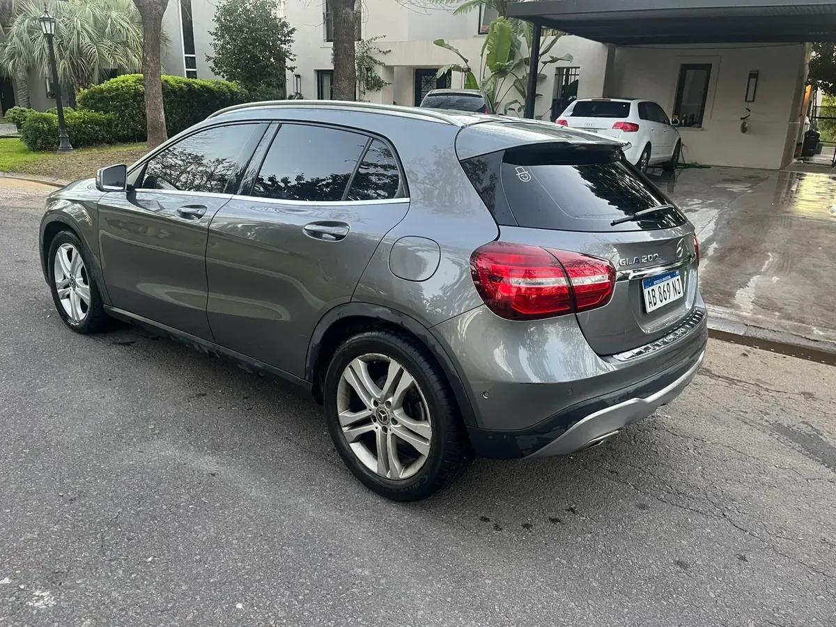 Mira esta publicación de Mercedes Benz GLA 2017 en Motordil