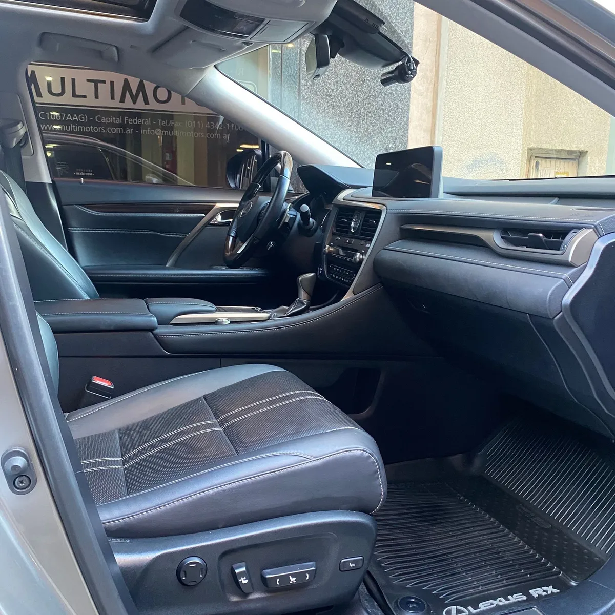 Mirá esta publicación de Lexus RX