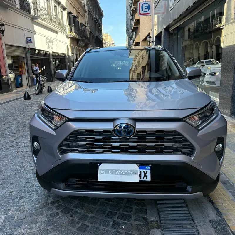 Mirá esta publicación de Toyota RAV4
