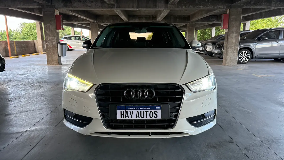 Mira esta publicación de Audi A3 Sportback 2014 en Motordil