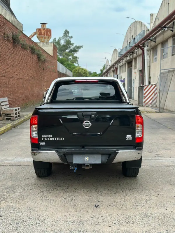 Mira esta publicación de Nissan Frontier 2017 en Motordil