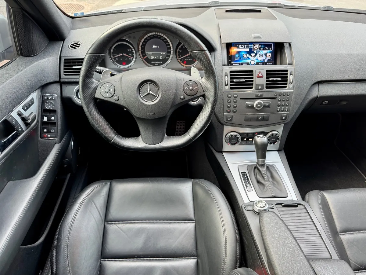 Mira esta publicación de Mercedes Benz Clase C 2009 en Motordil