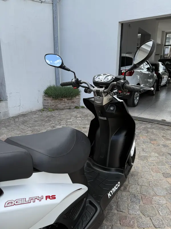 Mira esta publicación de Kymco Agility 125 Naked 2024 en Motordil