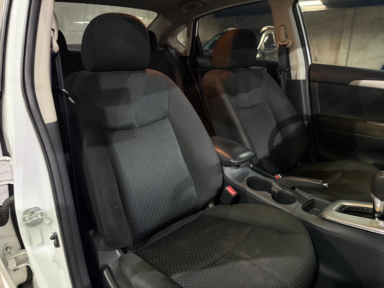 Mira esta publicación de Nissan Sentra 2015 en Motordil