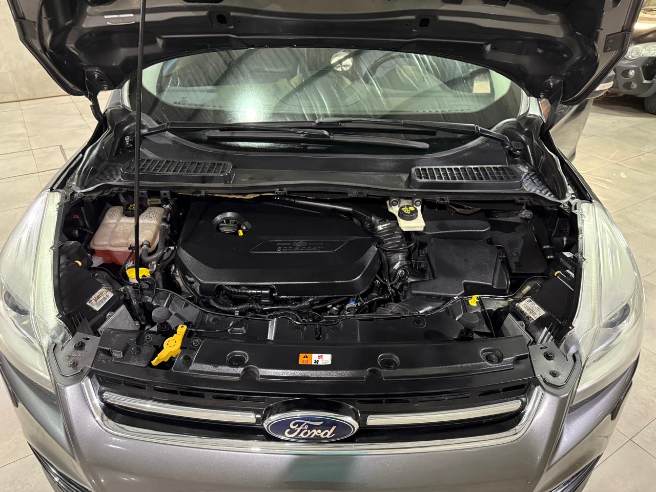 Mira esta publicación de Ford Kuga 2014 en Motordil