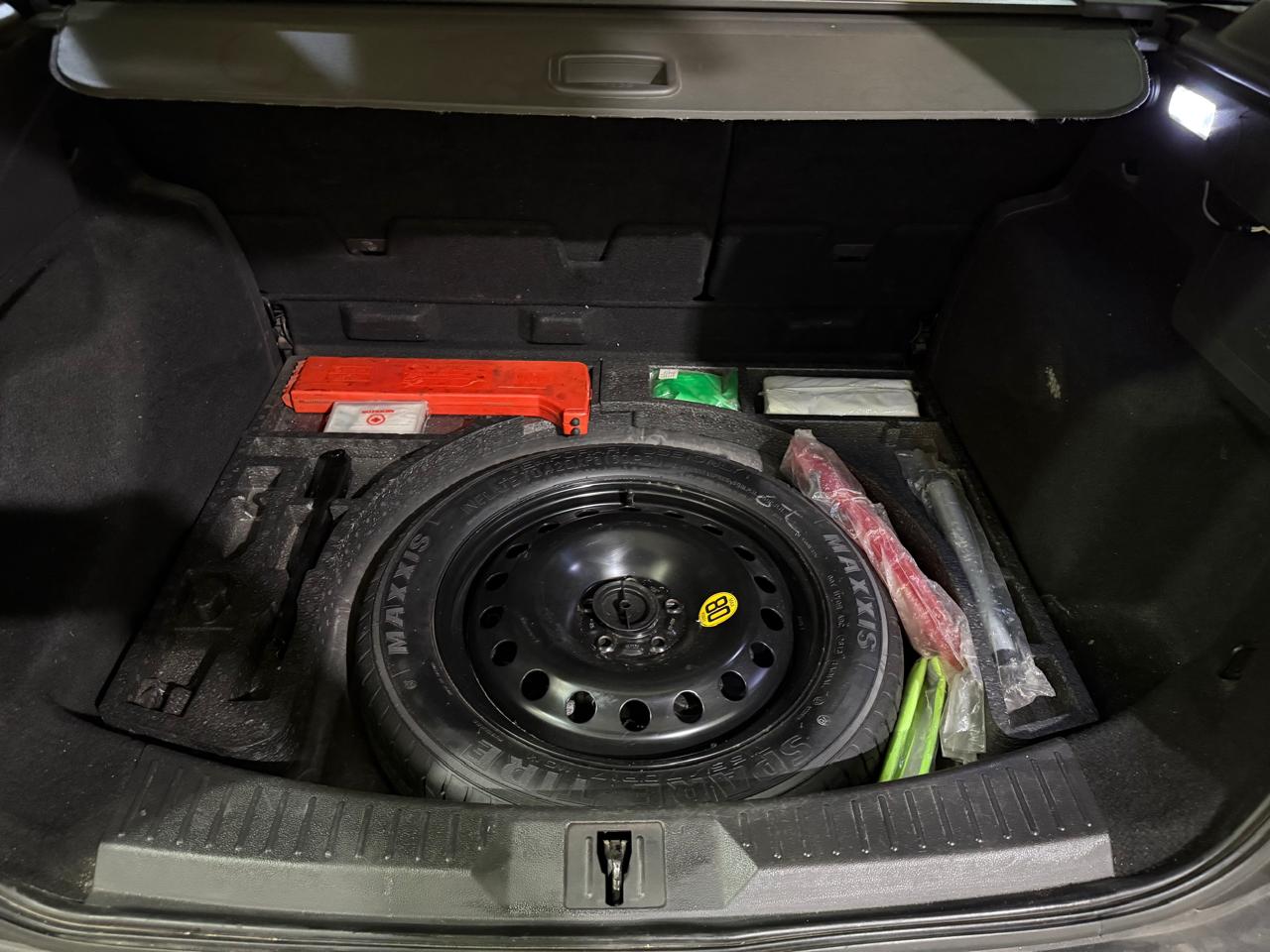 Mira esta publicación de Ford Kuga 2014 en Motordil