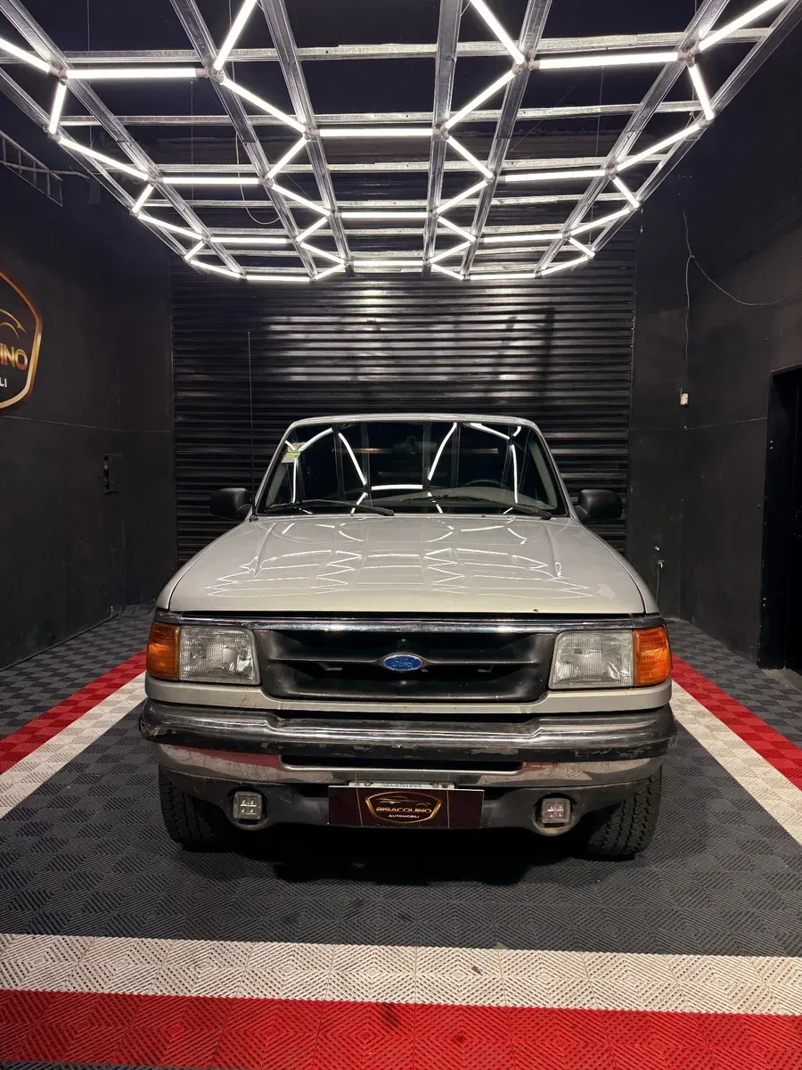Mira esta publicación de Ford Ranger 1996 en Motordil