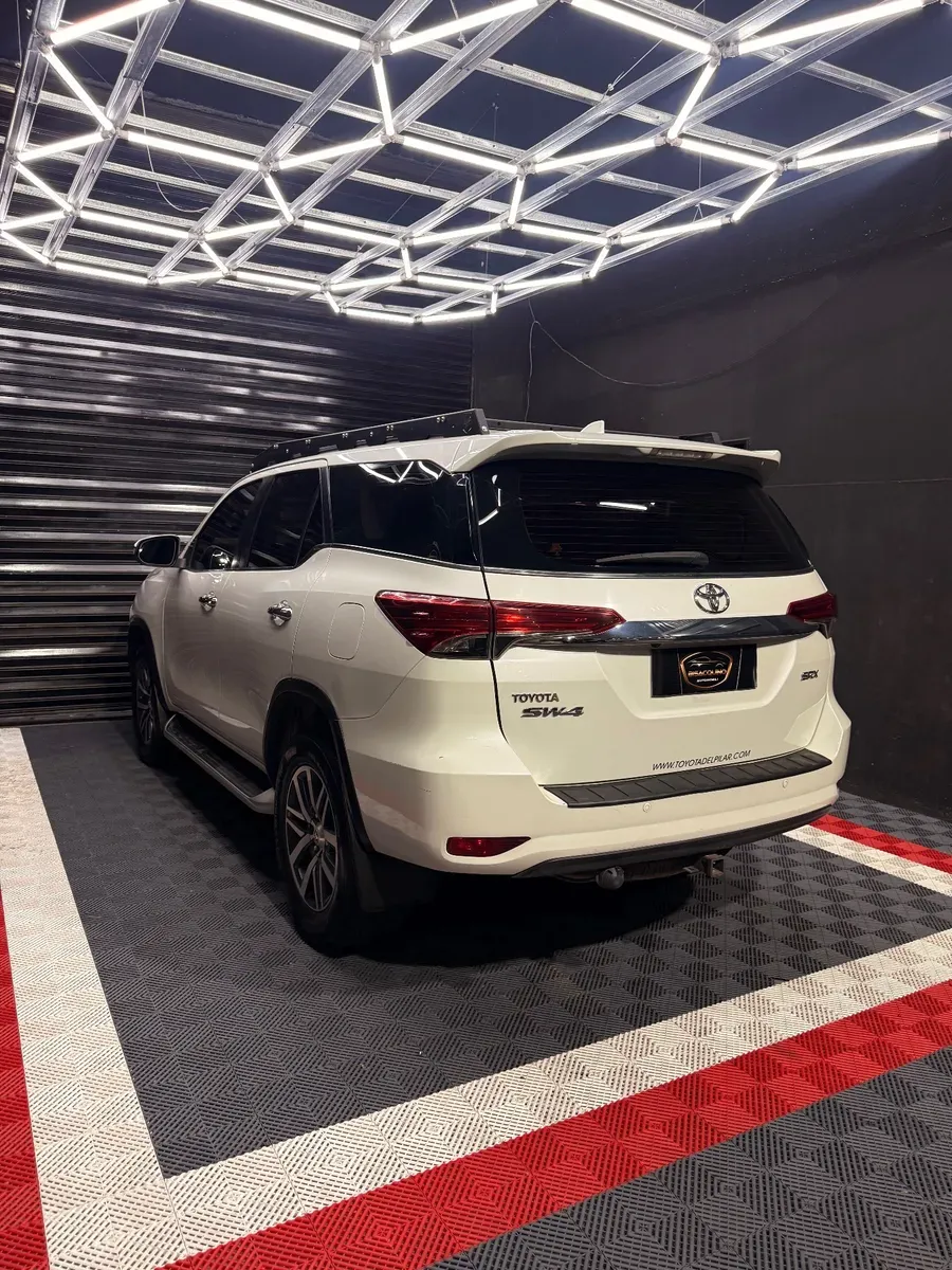 Mira esta publicación de Toyota SW4 2016 en Motordil