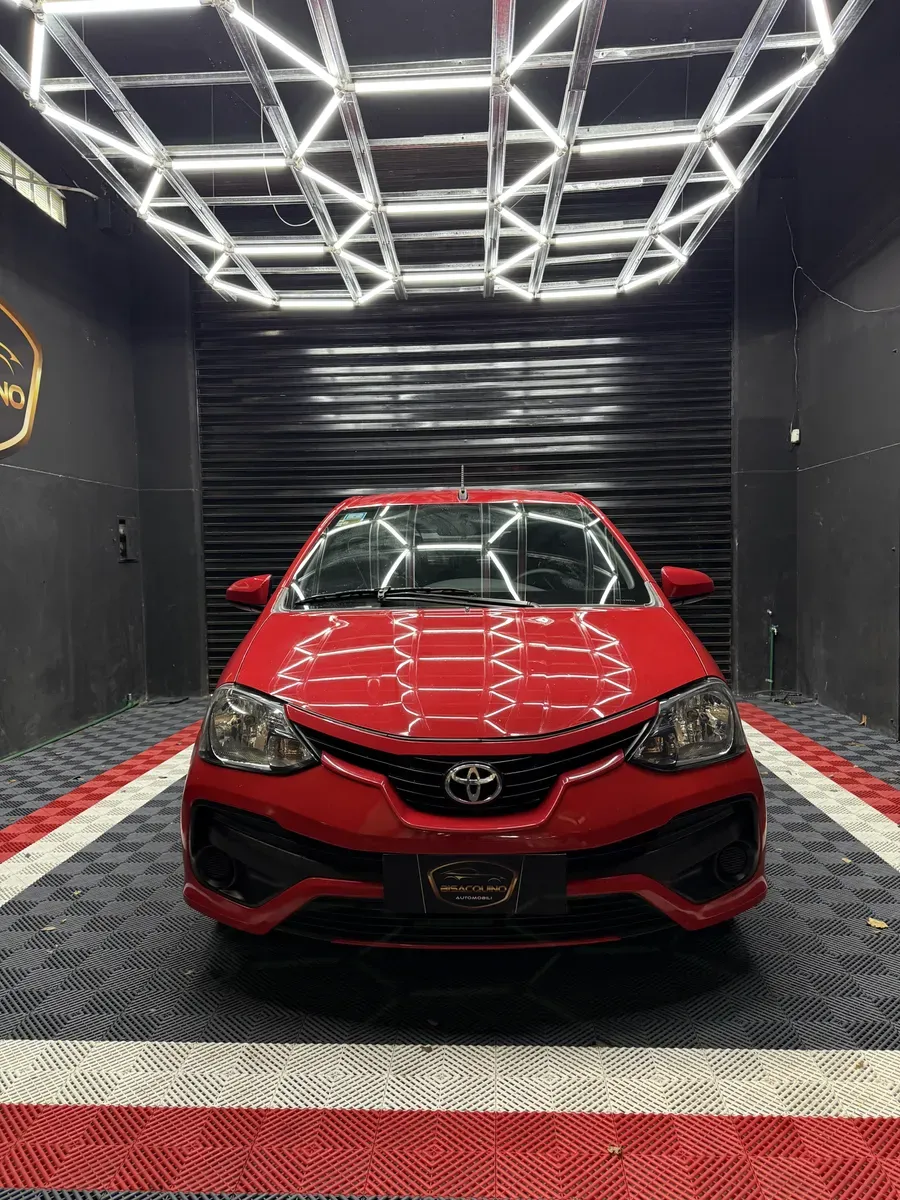 Mira esta publicación de Toyota Etios 2020 en Motordil