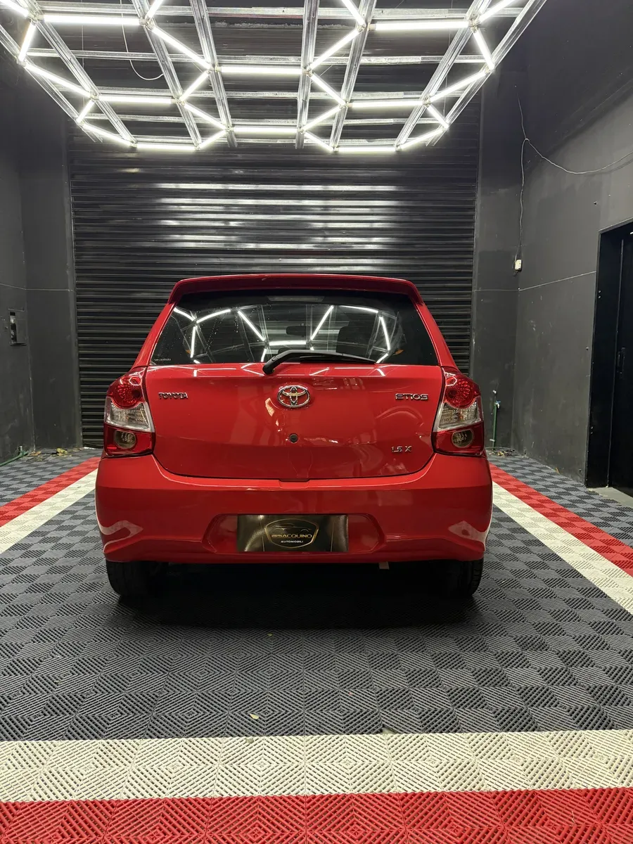 Mira esta publicación de Toyota Etios 2020 en Motordil