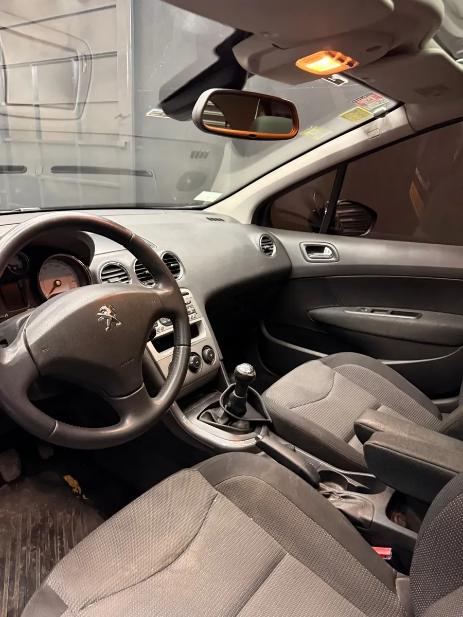 Mira esta publicación de Peugeot 308 2014 en Motordil