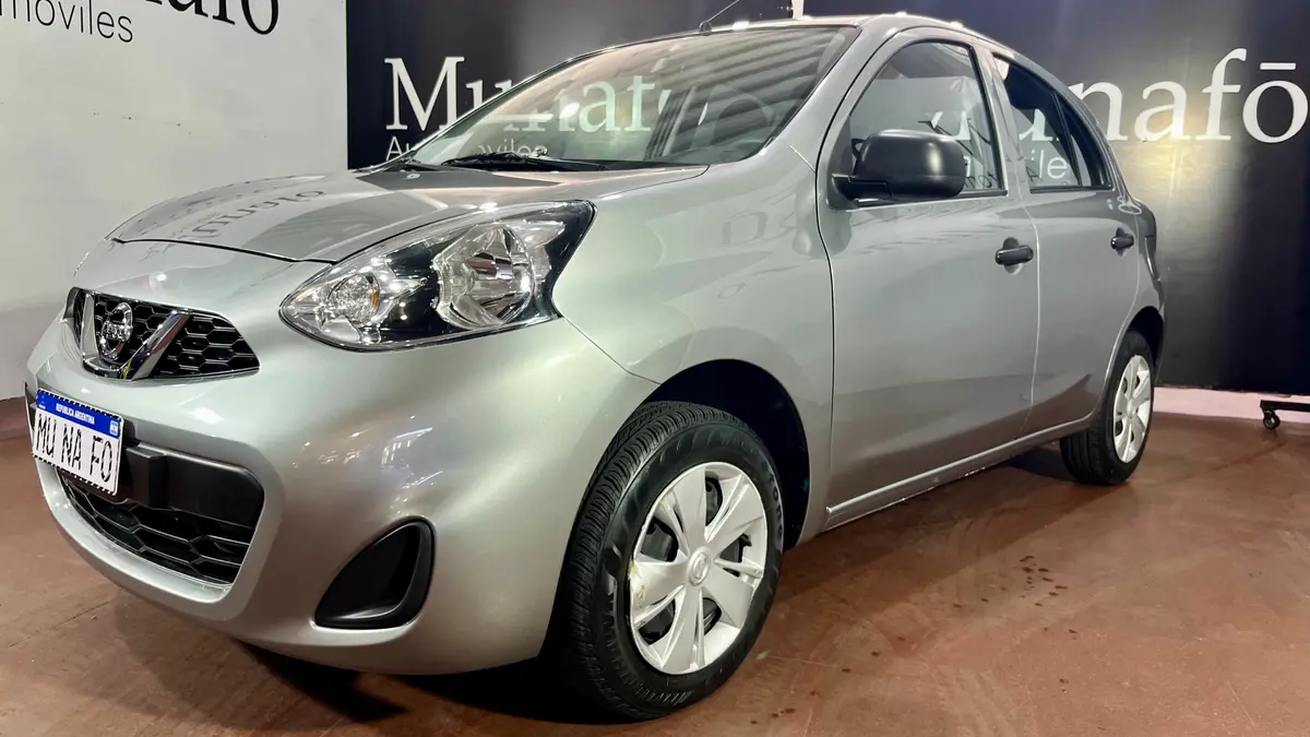 Mira esta publicación de Nissan March 2017 en Motordil