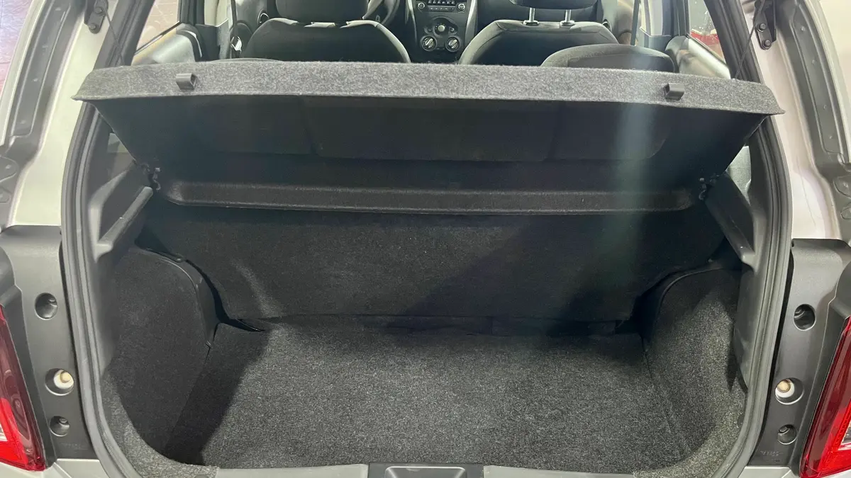 Mira esta publicación de Nissan March 2017 en Motordil