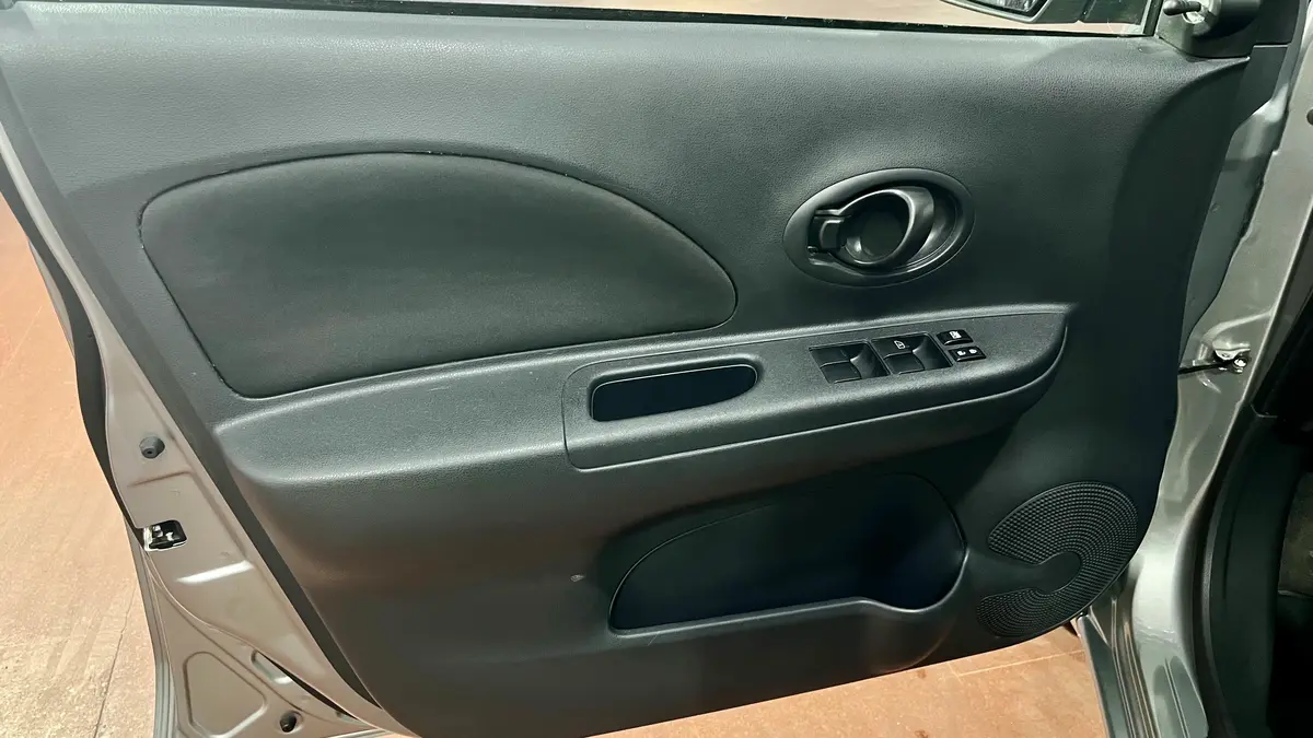 Mira esta publicación de Nissan March 2017 en Motordil