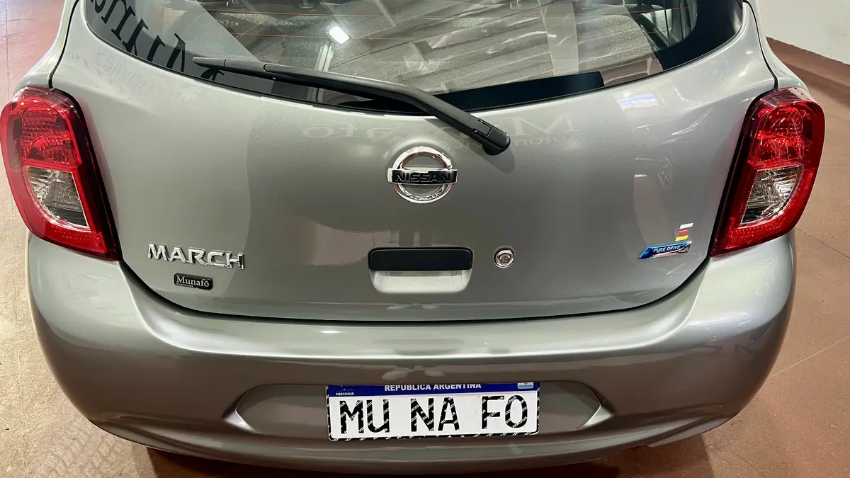 Mira esta publicación de Nissan March 2017 en Motordil