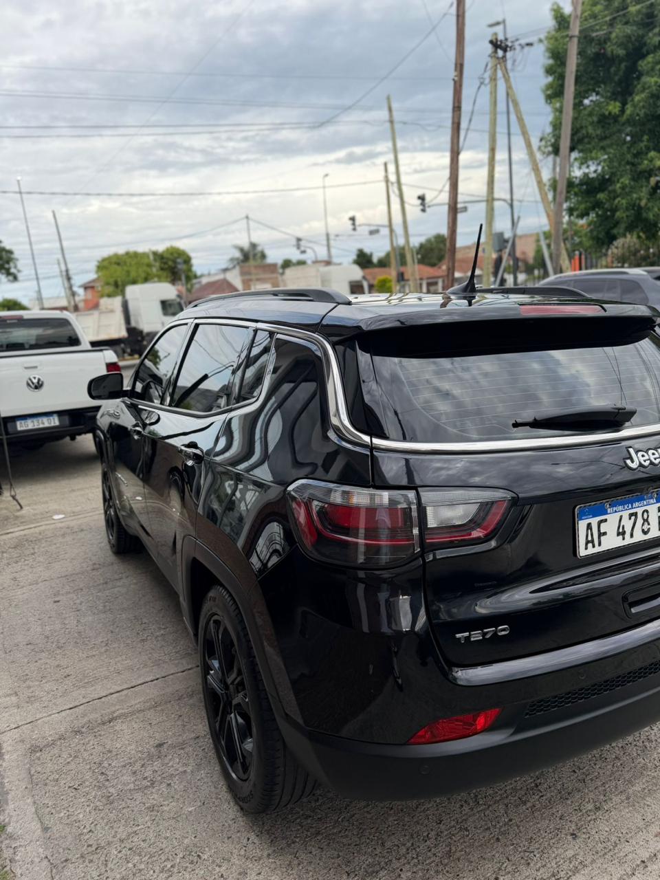 Mira esta publicación de Jeep Compass 2021 en Motordil