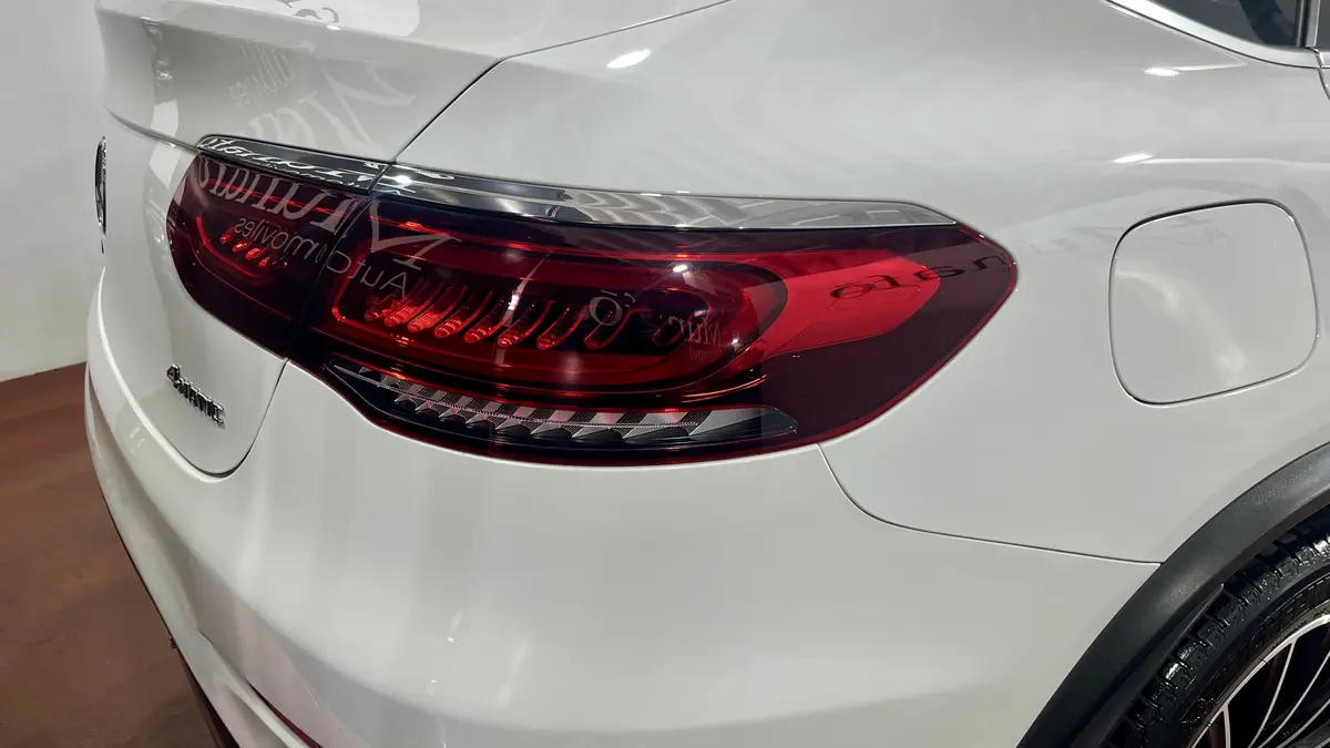 Mira esta publicación de Mercedes Benz GLC 2020 en Motordil