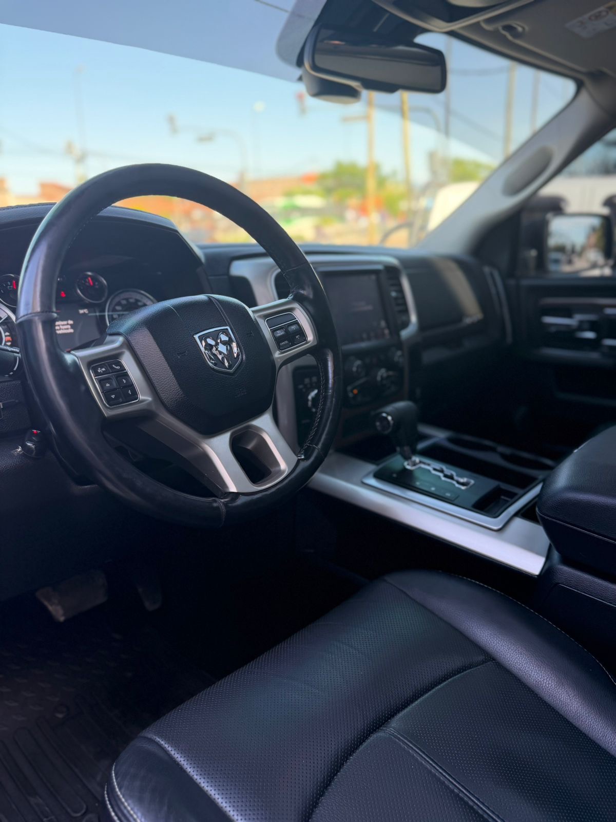 Mira esta publicación de RAM 1500 2021 en Motordil