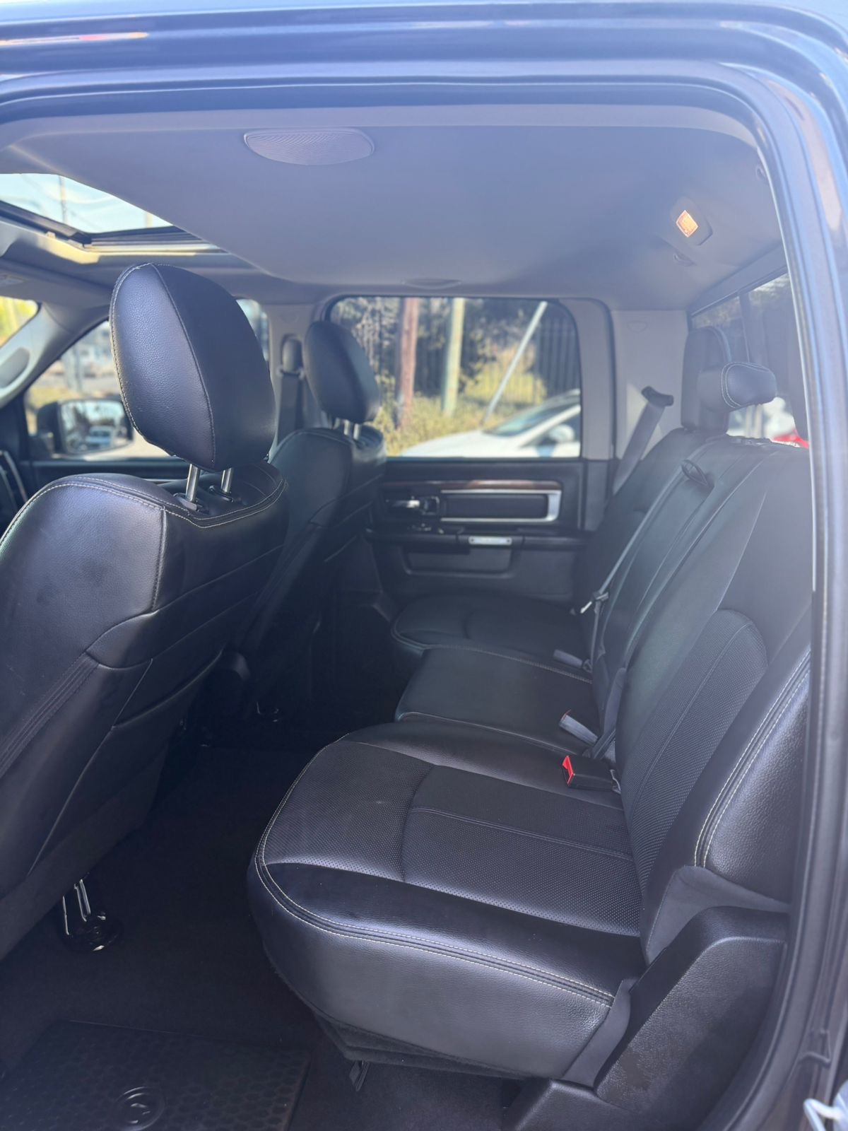 Mira esta publicación de RAM 1500 2021 en Motordil