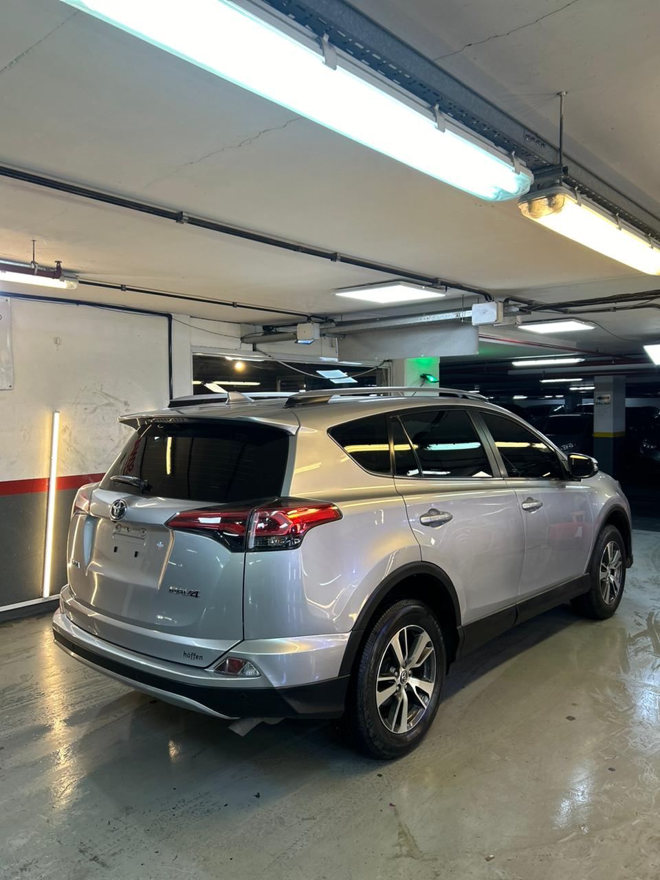 Mira esta publicación de Toyota RAV4 2017 en Motordil