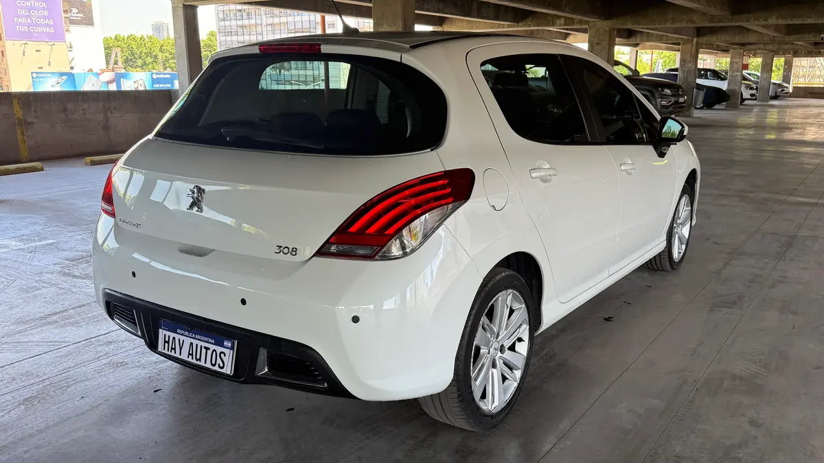 Mira esta publicación de Peugeot 308 2020 en Motordil