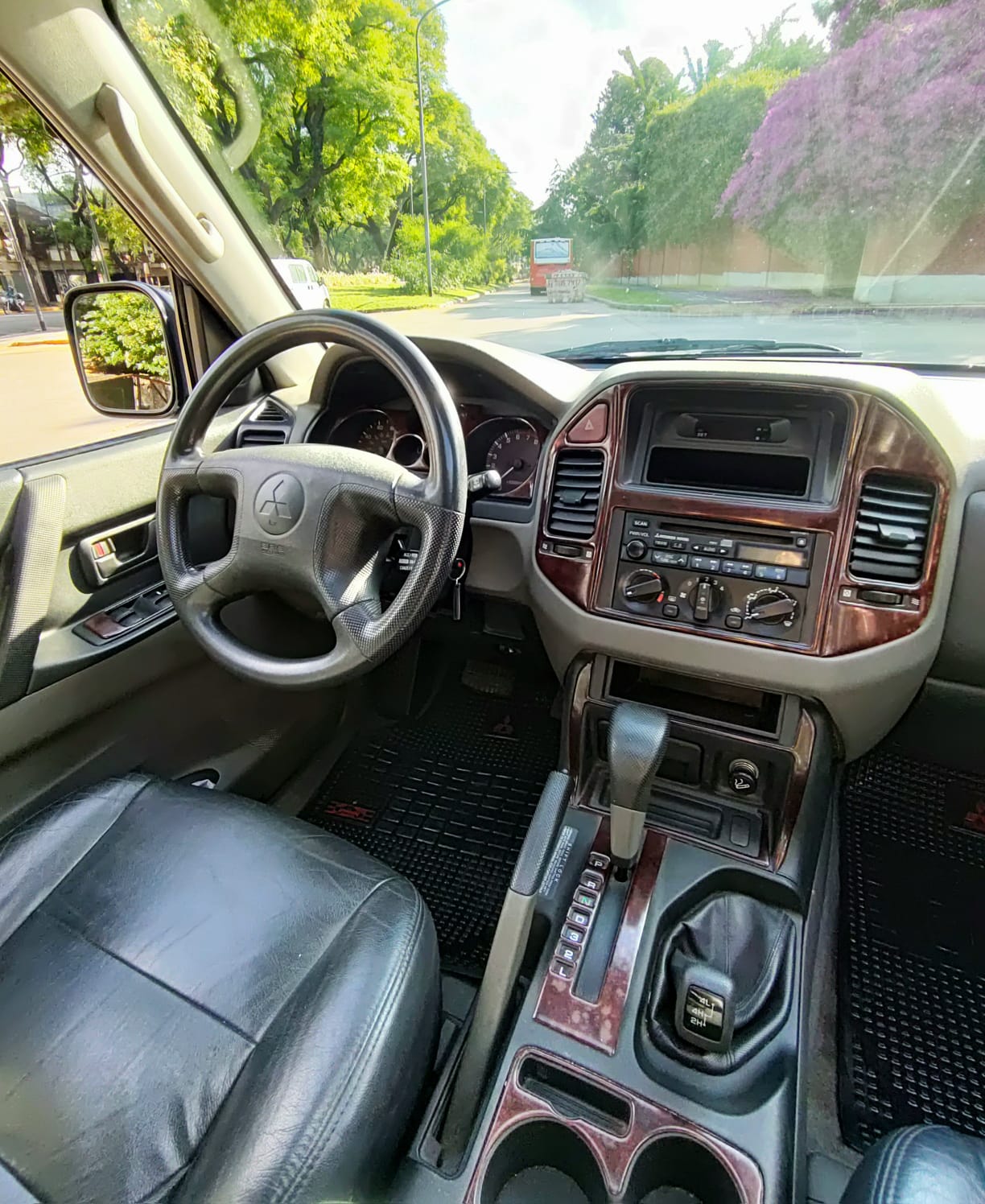 Mira esta publicación de Mitsubishi Montero 2001 en Motordil