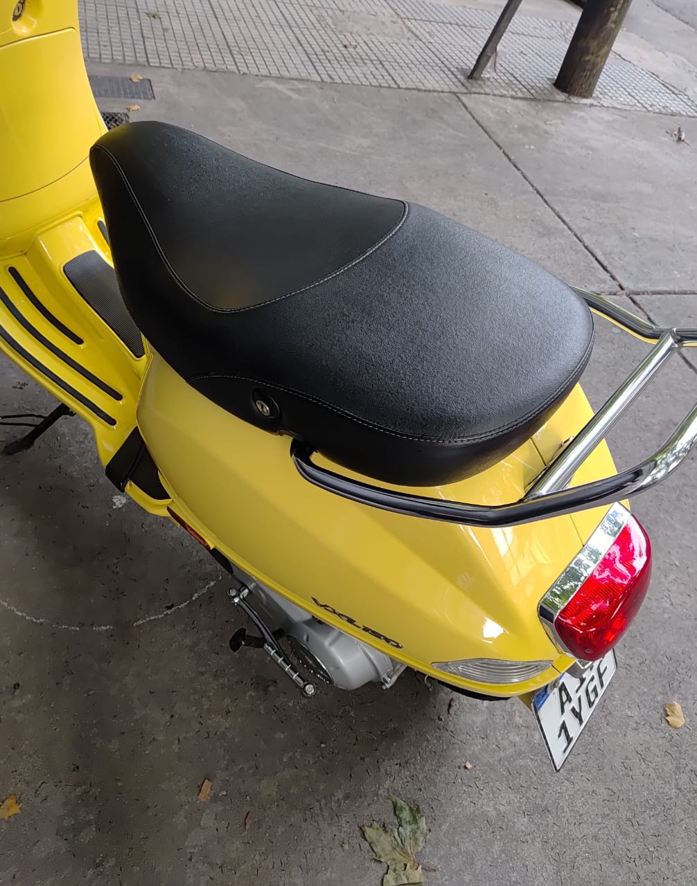 Mira esta publicación de Vespa 150 VXL 2022 en Motordil
