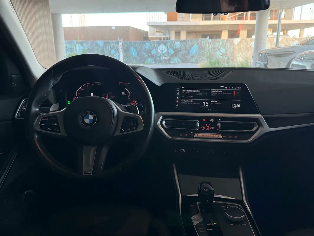 Mira esta publicación de BMW Serie 3 2020 en Motordil