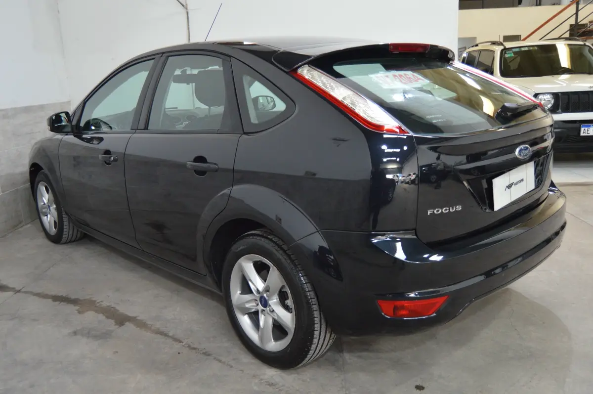 Mira esta publicación de Ford Focus 2012 en Motordil