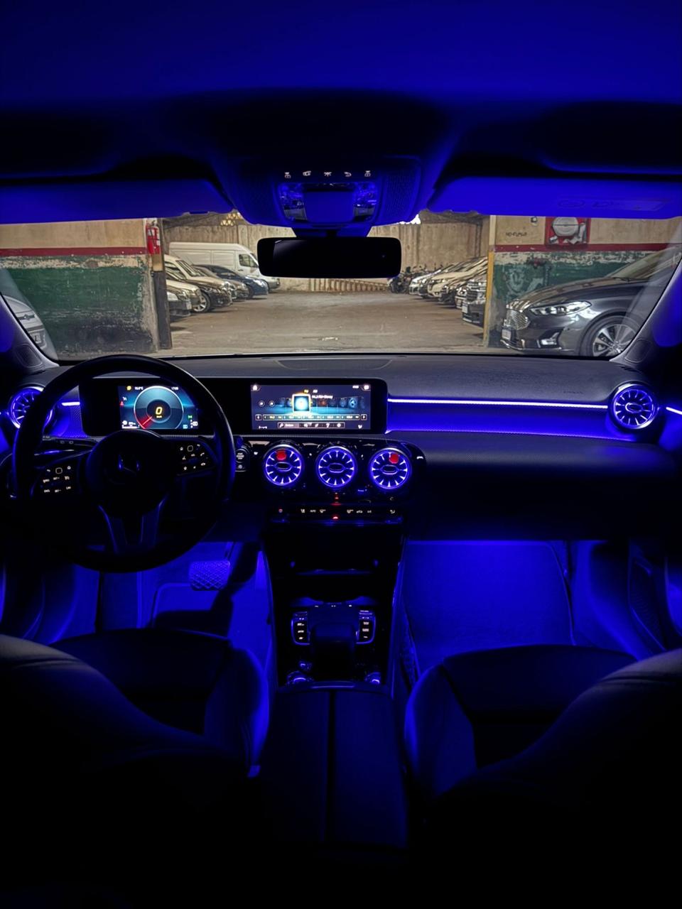 Mira esta publicación de Mercedes Benz 200 2020 en Motordil