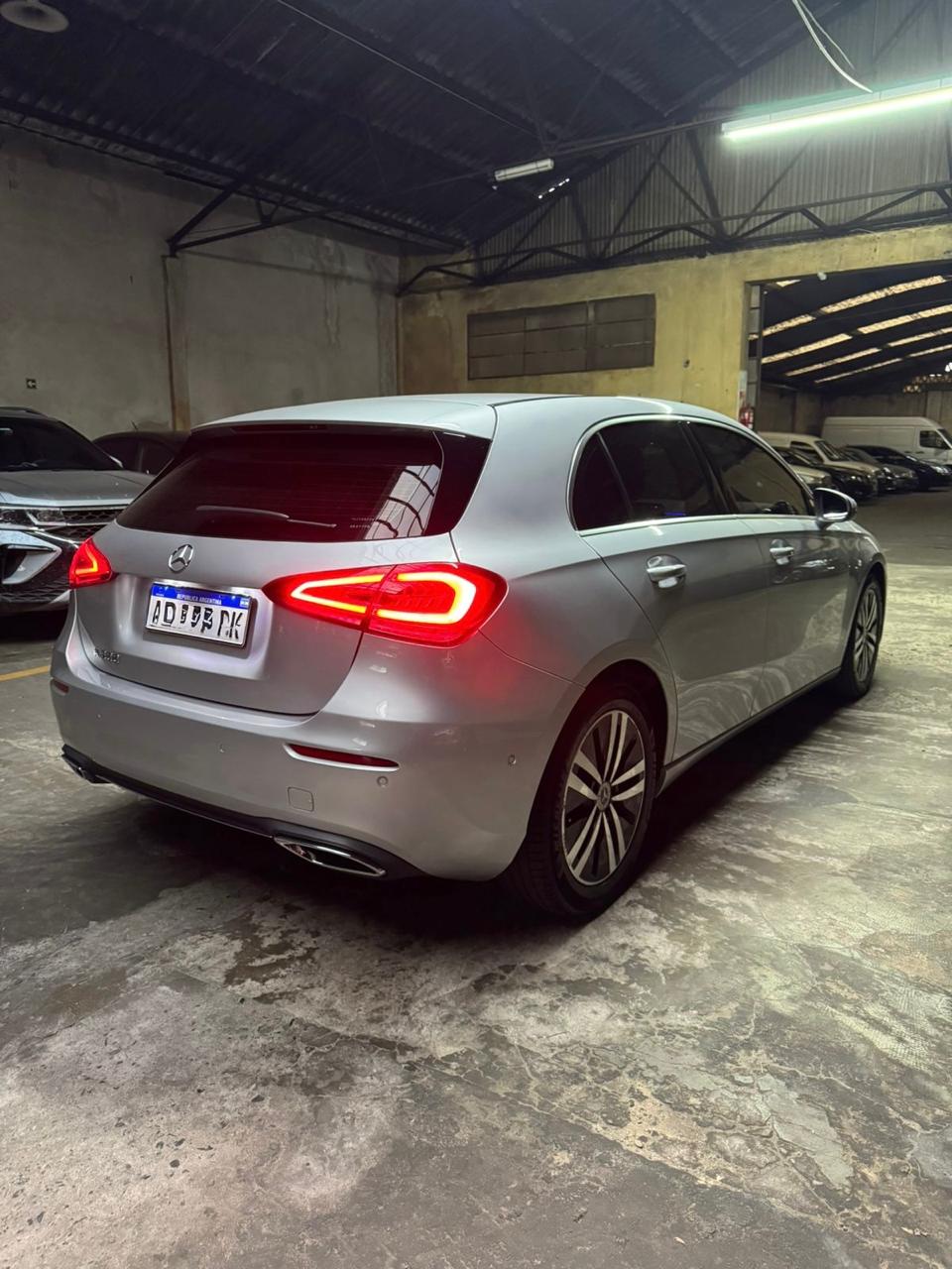 Mira esta publicación de Mercedes Benz 200 2020 en Motordil