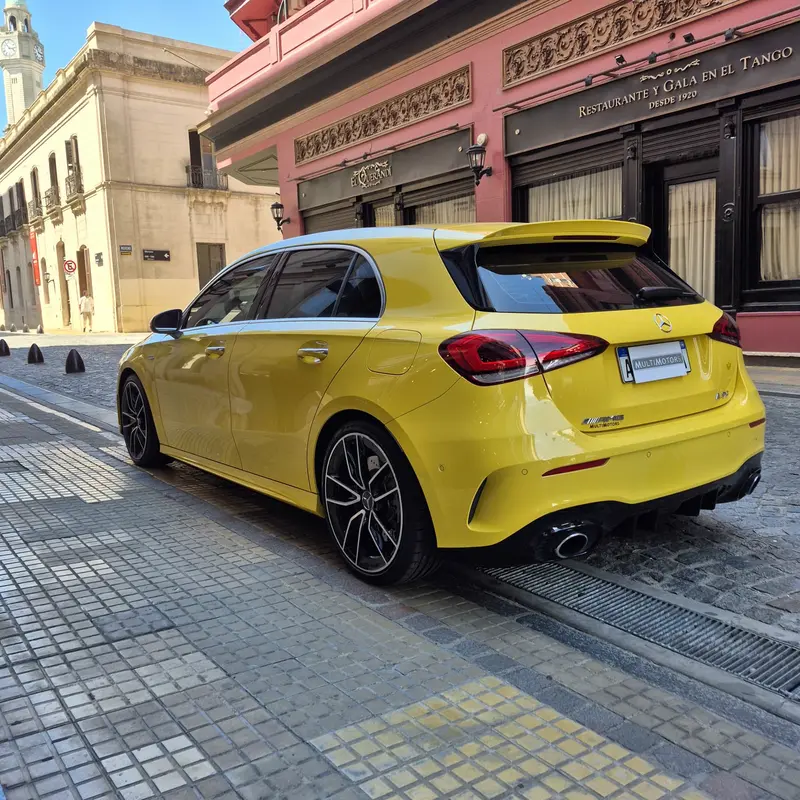 Mira esta publicación de Mercedes Benz Clase A 2020 en Motordil