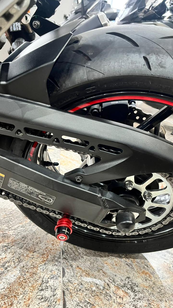 Mira esta publicación de Kawasaki z 900 2023 en Motordil