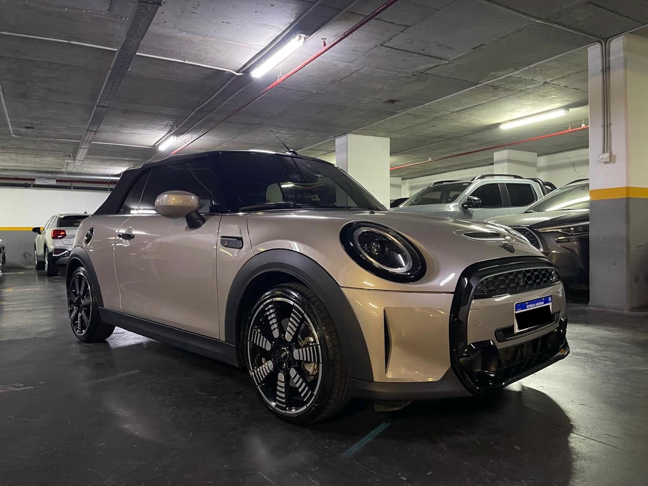 Mira esta publicación de Mini Cabrio 2023 en Motordil