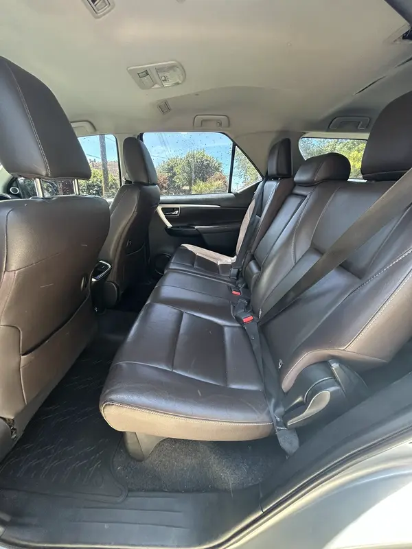 Mira esta publicación de Toyota SW4 2017 en Motordil