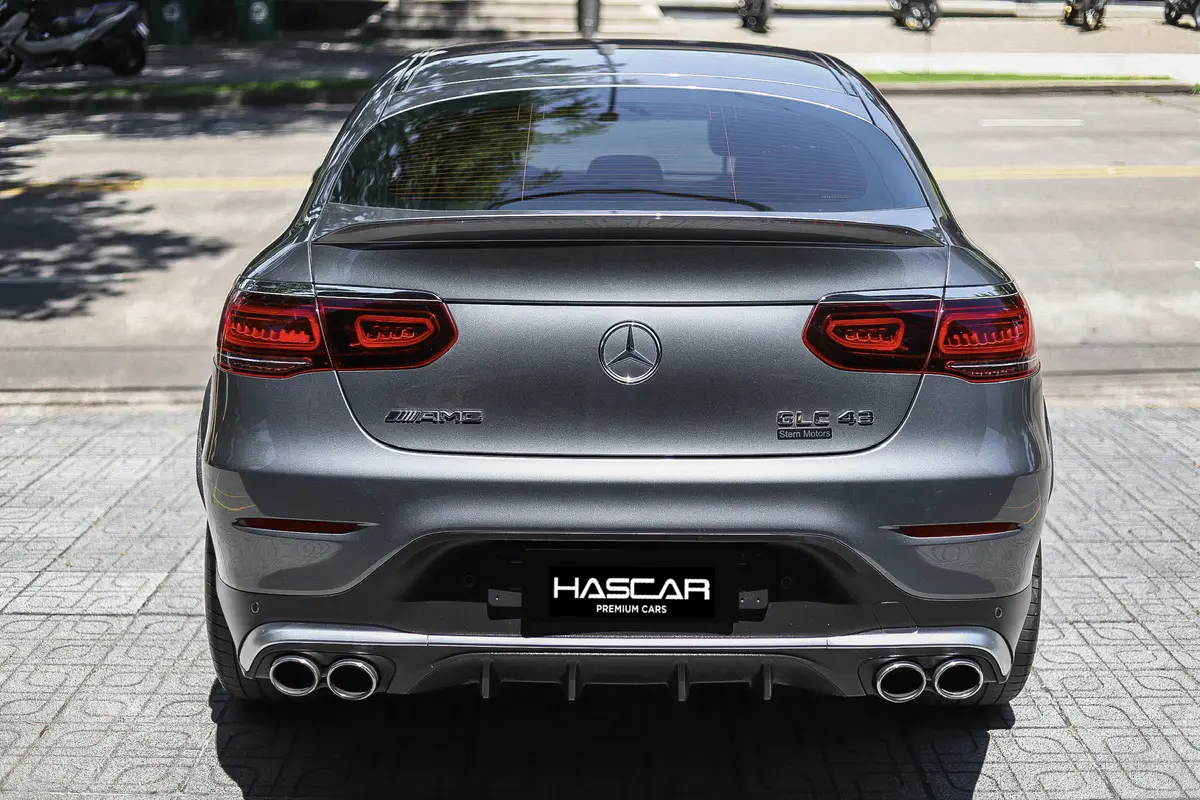 Mira esta publicación de Mercedes Benz GLC 2022 en Motordil