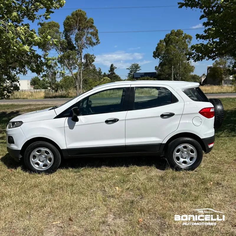Mira esta publicación de Ford Eco Sport 2015 en Motordil