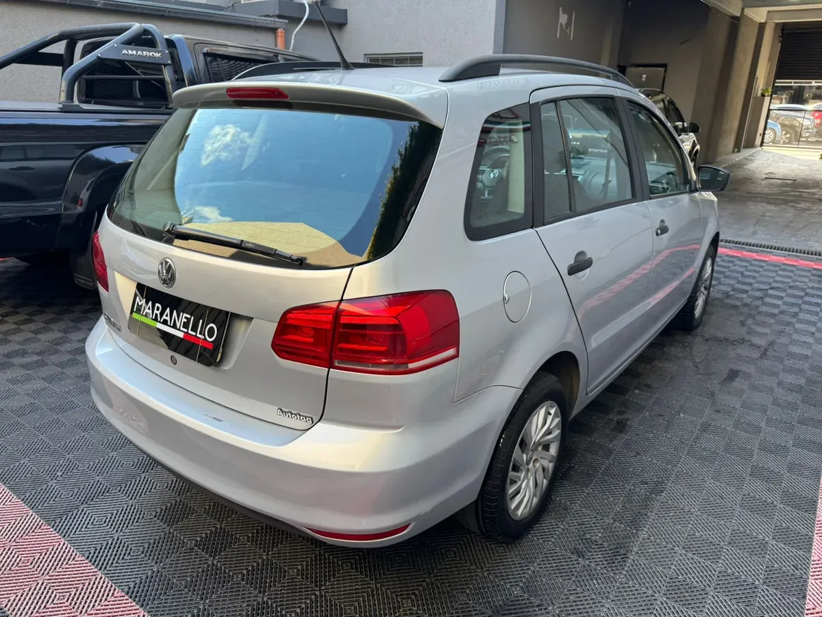 Mira esta publicación de Volkswagen Suran 2016 en Motordil