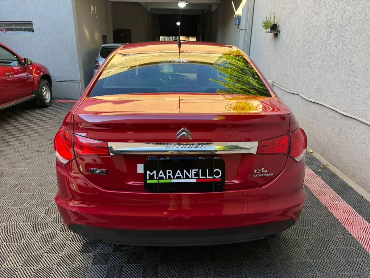 Mira esta publicación de Citroen C 4 Lounge 2017 en Motordil