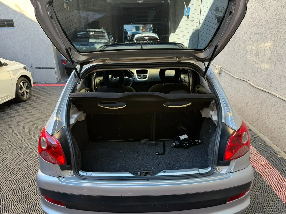 Mira esta publicación de Peugeot 207 2011 en Motordil