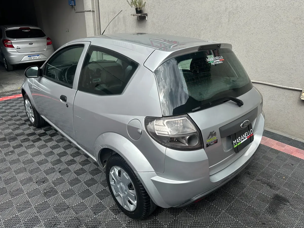 Mira esta publicación de Ford KA 2013 en Motordil