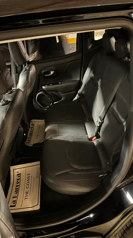 Mira esta publicación de Jeep Renegade 2021 en Motordil