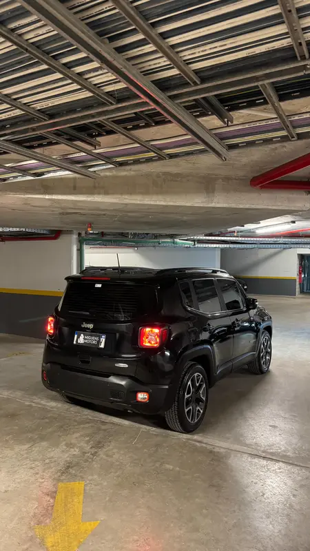 Mira esta publicación de Jeep Renegade 2021 en Motordil