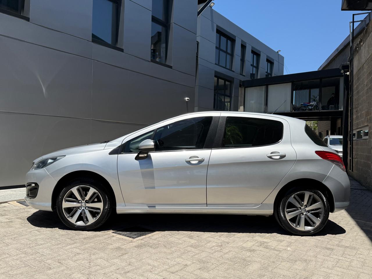 Mirá esta publicación de Peugeot 308