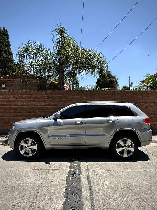 Mirá esta publicación de Jeep Grand Cherokee